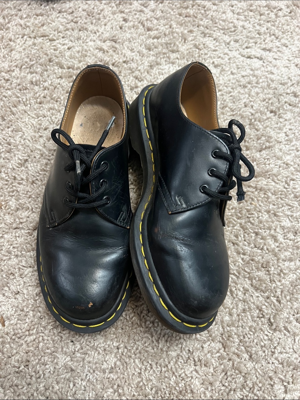 Men's Black Leather Lace-Up Shoes with Yellow Stitching Sz 6